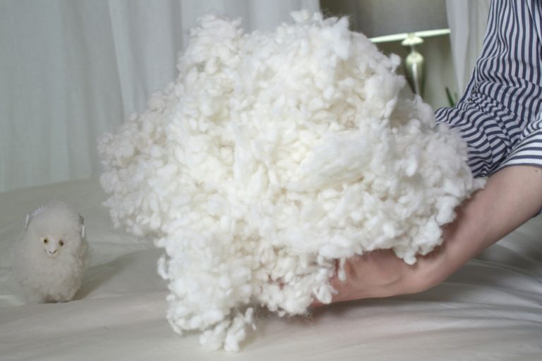 Sleep & Beyond - MyTravel Pillow